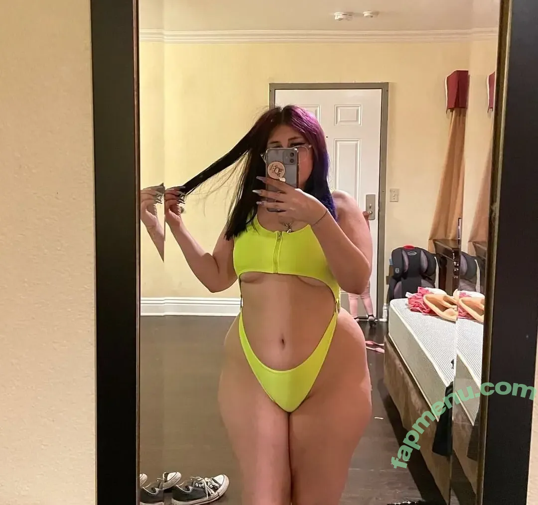 Natalie Renee Fitzgerald nude photo #0020 (gothiccmamii27 / gothiccmamii97)