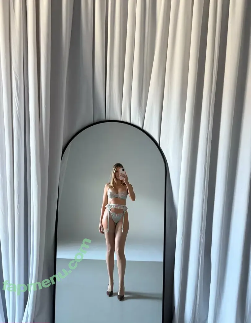 natalie_roser nude photo #0008 (seriesmag)