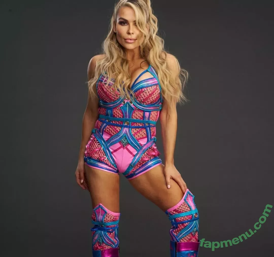 Natalya Neidhart nude photo #0515 (Wwe / jenni-neidhart / natalya_boat)