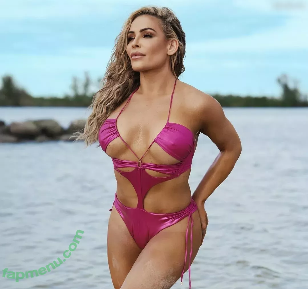 Natalya Neidhart nude photo #0833 (Wwe / jenni-neidhart / natalya_boat)