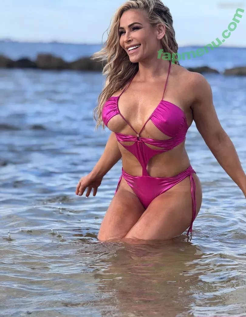 Natalya Neidhart nude photo #0838 (Wwe / jenni-neidhart / natalya_boat)