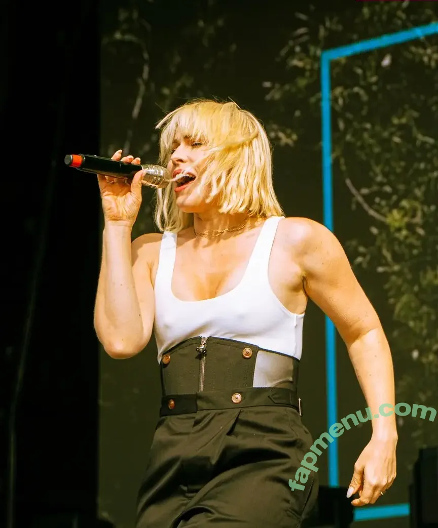 Natasha Bedingfield nude photo #0033 (natashabedingfield)