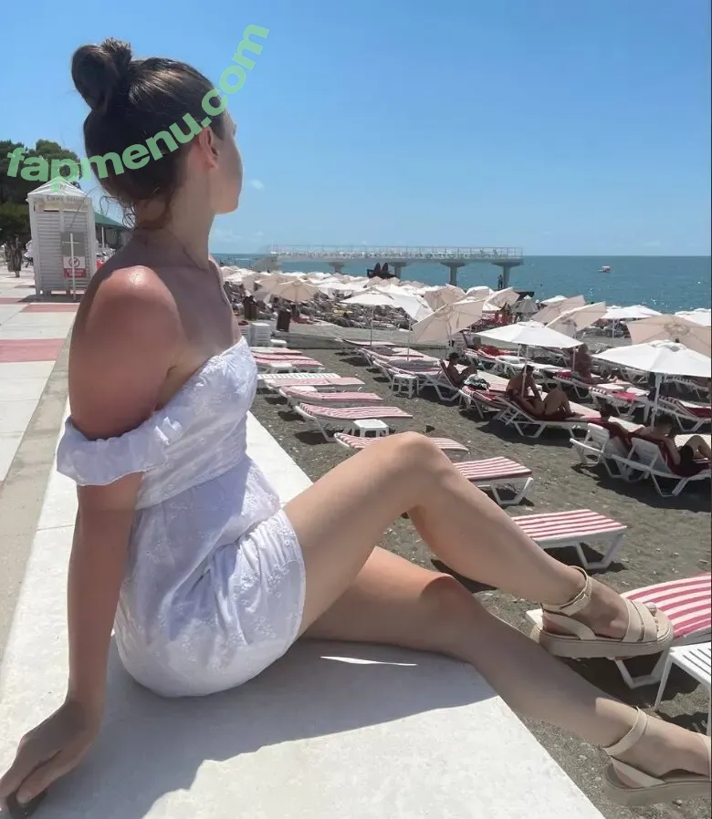 Natasha Lebedeva nude photo #0114 (F__N / lebedeva_feet / natasha.fm)