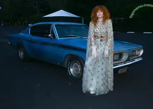 Natasha Lyonne / nlyonne nude photo #0081