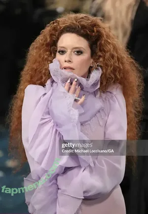 Natasha Lyonne / nlyonne nude photo #0087