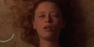 Natasha Lyonne / nlyonne nude photo #0146