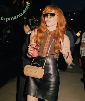 Natasha Lyonne / nlyonne nude photo #0172