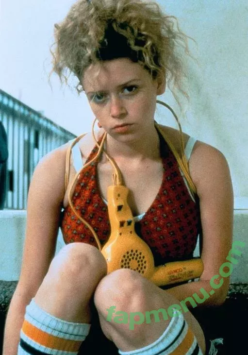 Natasha Lyonne nude photo #0037 (nlyonne)