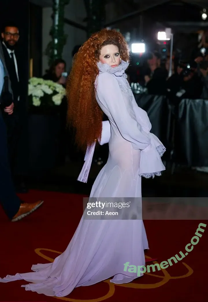 Natasha Lyonne nude photo #0082 (nlyonne)