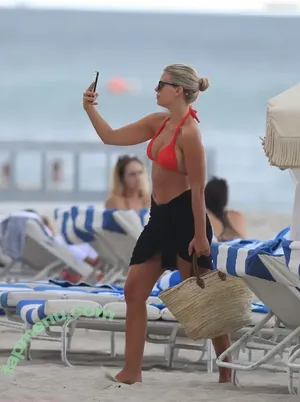 Natasha Oakley / tashoakley nude photo #0660