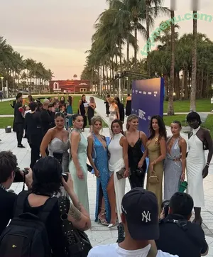 Natasha Oakley / tashoakley nude photo #0681