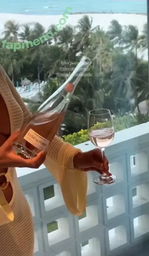 Natasha Oakley / tashoakley nude photo #0698