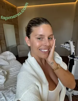 Natasha Oakley / tashoakley nude photo #0969