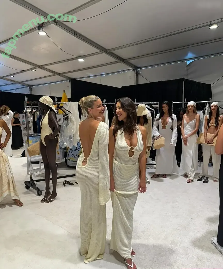 Natasha Oakley nude photo #0709 (tashoakley)