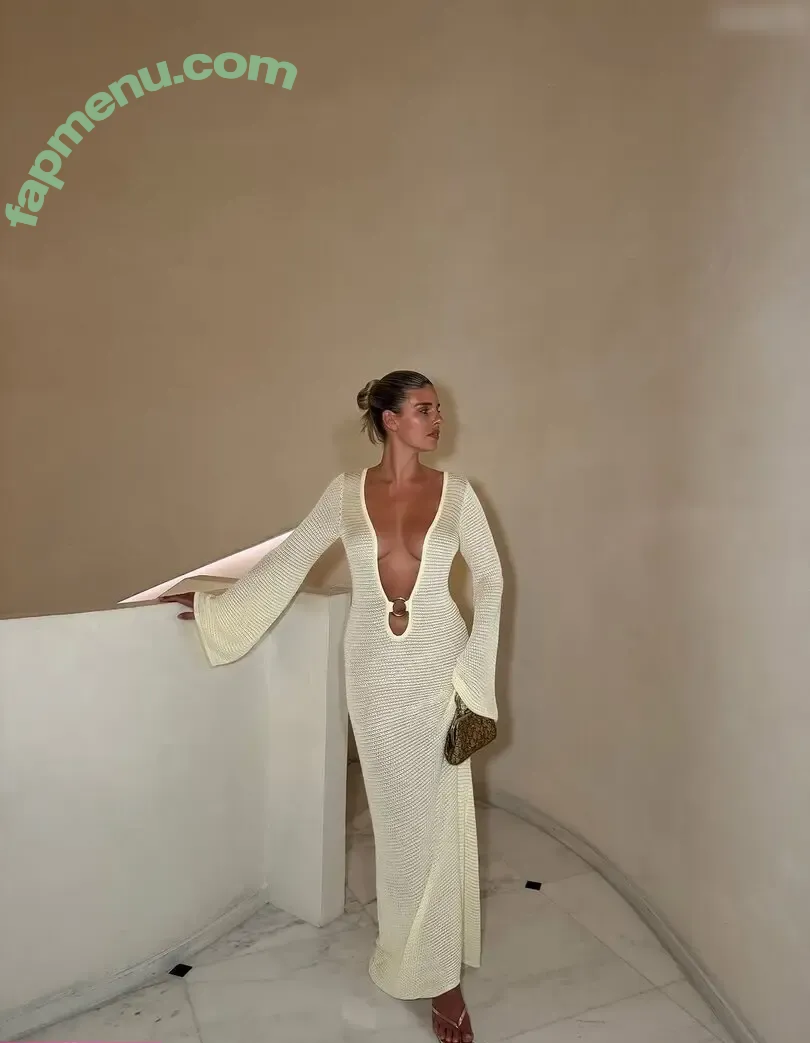 Natasha Oakley nude photo #0713 (tashoakley)