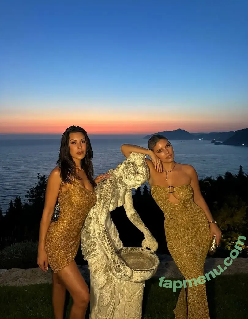 Natasha Oakley nude photo #0771 (tashoakley)