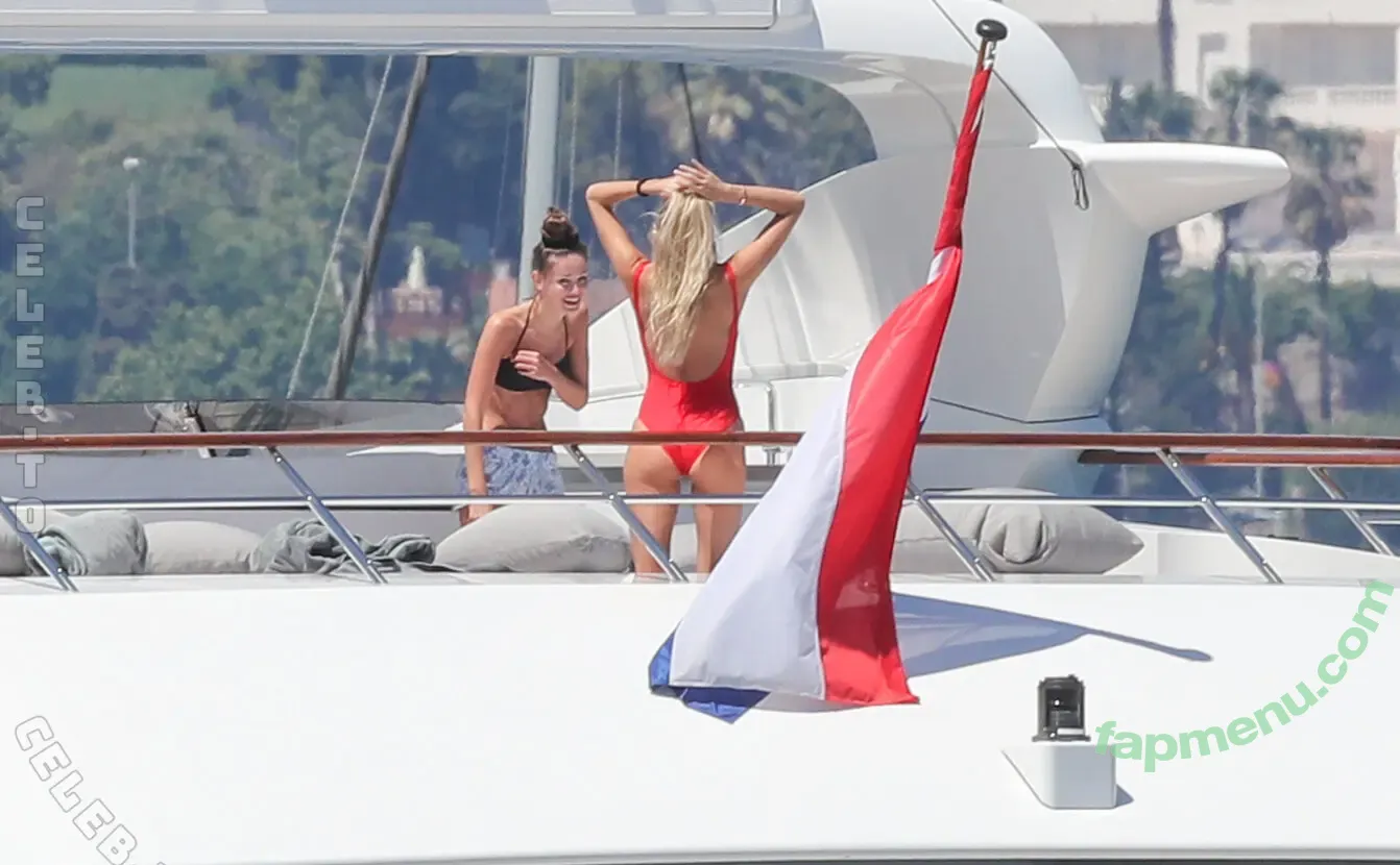 Natasha Poly nude photo #0233 (NatashaPolyOFFICIAL / natashapoly / poly_natasha)