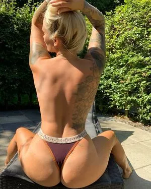 Natasha Thomsen / Natashakt7 / natasha_k_t nude photo #0140