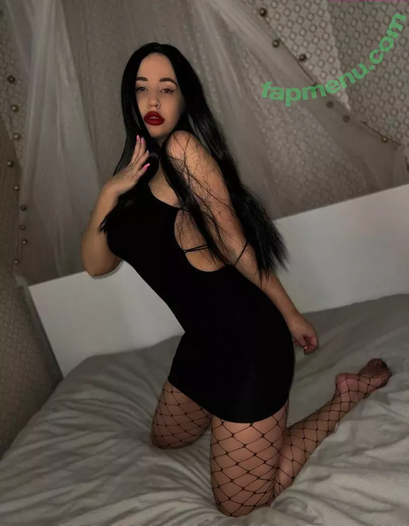 natasha.westyy nude photo #0003 (weeesty / westy)