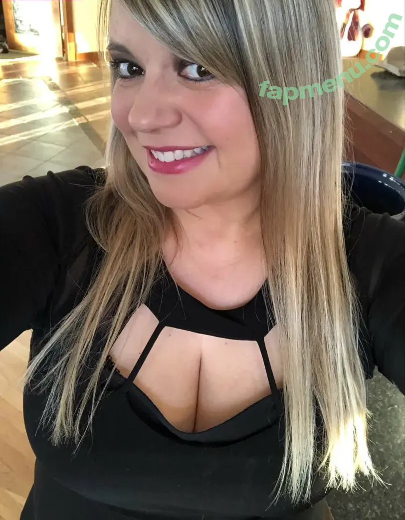 NatashaCL7 nude photo #0011 (BooksByNatasha)