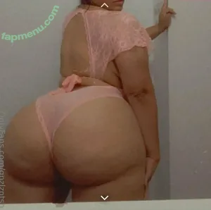 Natashamrtnz nude photo #0009