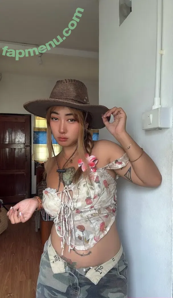 natashanaughtyxxx nude photo #0012 (natashanaughtyxxx)