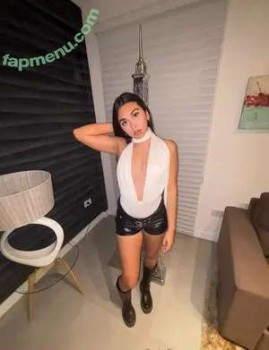 natasharai / raiwriting nude photo #0006