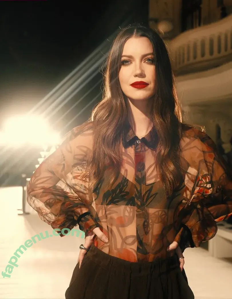 Nathalia Dill nude photo #0042 (nathaliadill)