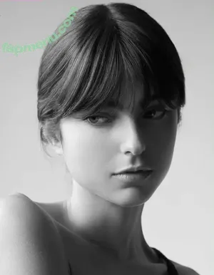 Nathalia Llinas / Zambrano / nathaliallinas nude photo #0029