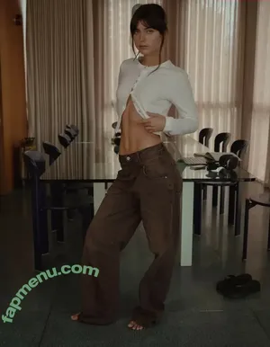 Nathalia Llinas / Zambrano / nathaliallinas nude photo #0042