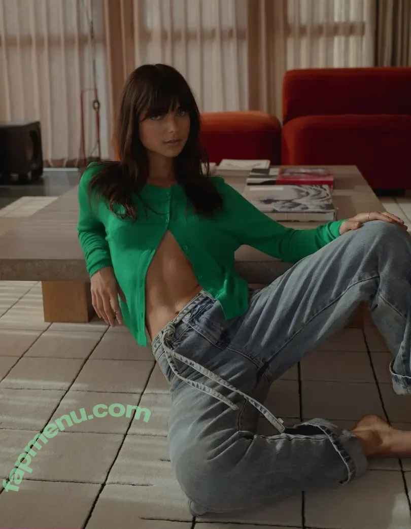 Nathalia Llinas nude photo #0037 (Zambrano / nathaliallinas)