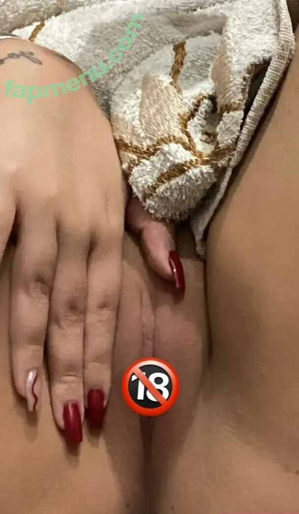 Nathalia Pinheiro nude photo #0007 (Naatht90)