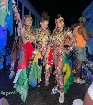 Nathalie Emmanuel / missnemmanuel / nathalieemmanuel nude photo #0632