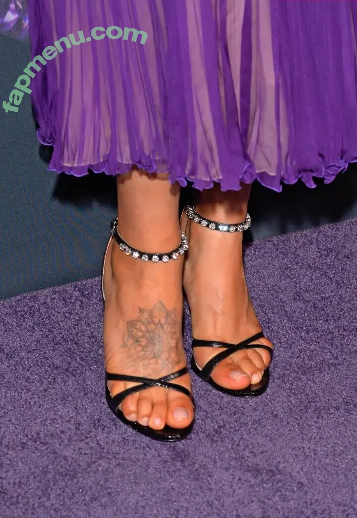 Nathalie Emmanuel nude photo #0681 (missnemmanuel / nathalieemmanuel)