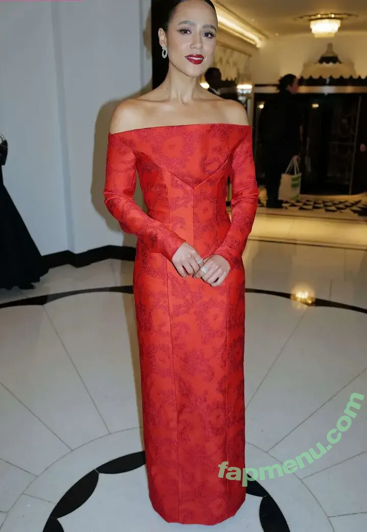 Nathalie Emmanuel nude photo #0828 (missnemmanuel / nathalieemmanuel)