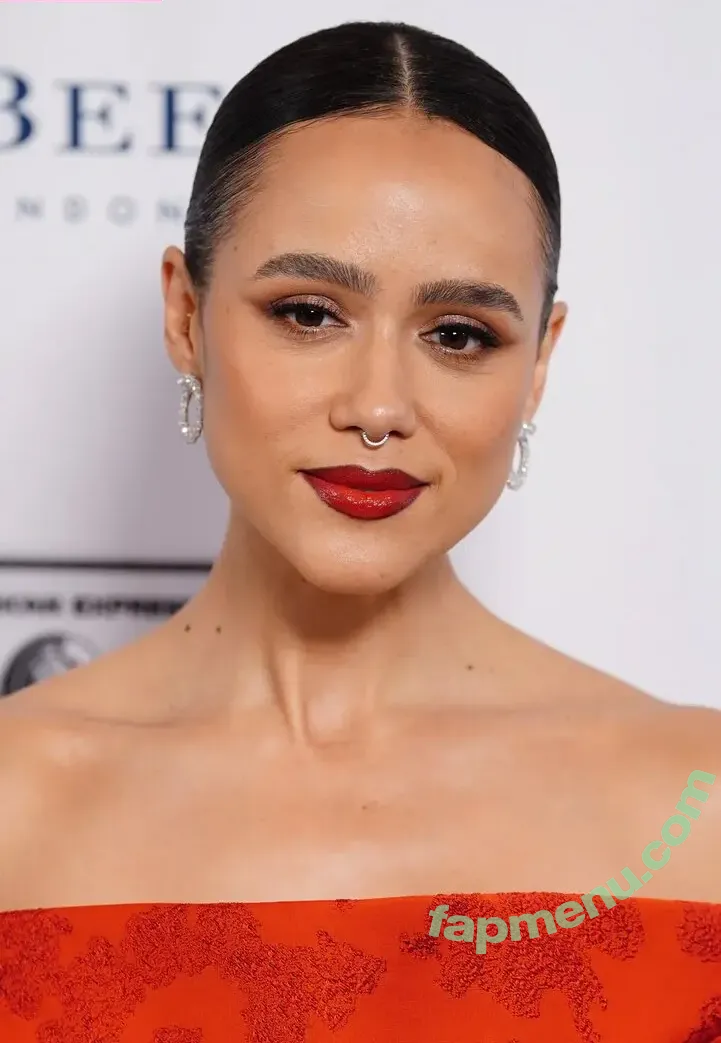 Nathalie Emmanuel nude photo #0830 (missnemmanuel / nathalieemmanuel)