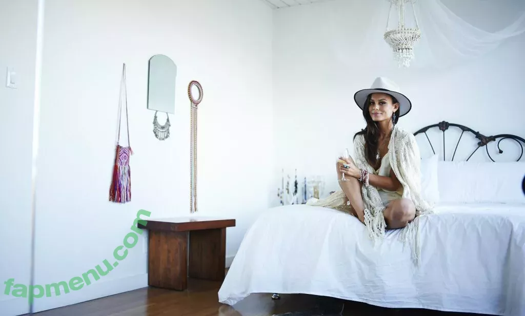 Nathalie Kelley nude photo #0092 (natkelley)