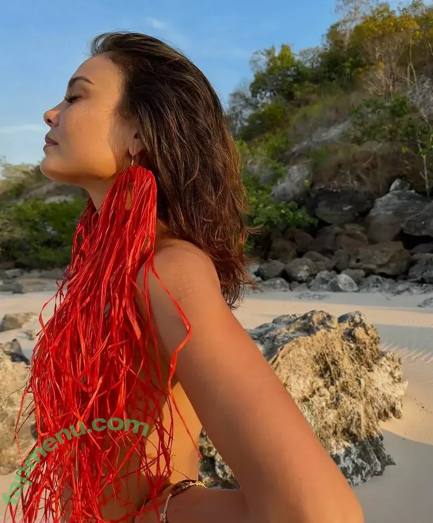 Nathalie Kelley nude photo #0111 (natkelley)