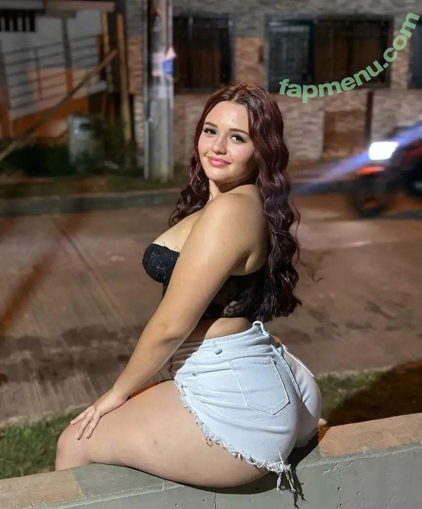 Nathaly Cardona nude photo #0002 (Nathaly Cardona)