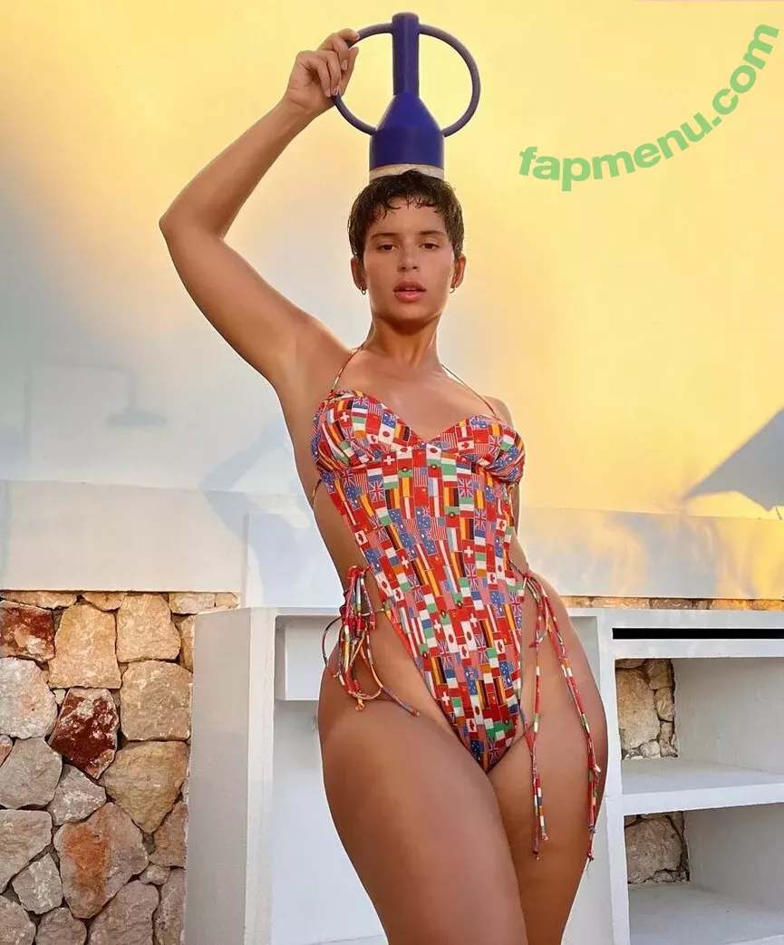 Nathy Peluso nude photo #0105 (NathyPeluso)
