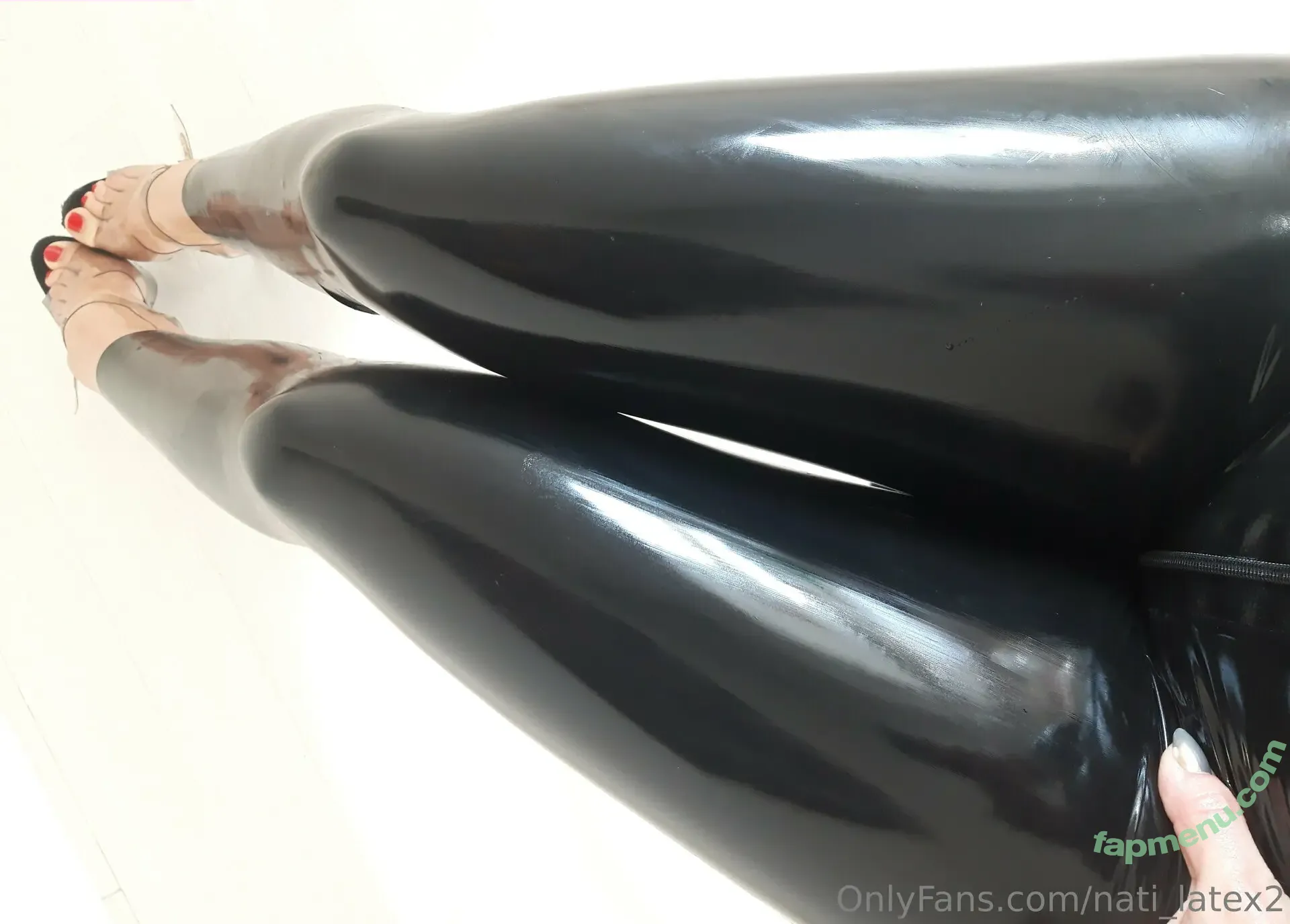 nati_latex_vip nude photo #0001 (nati_latex)