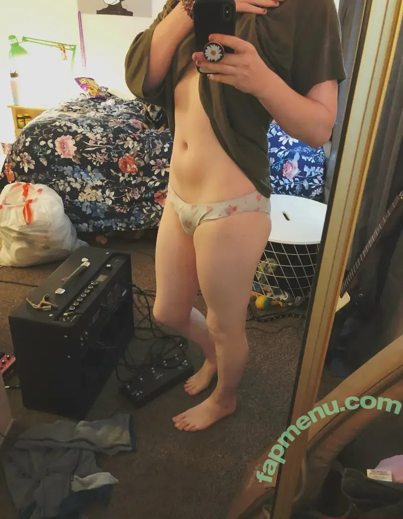 natlikesrivers nude photo #0024 (natalierivers)