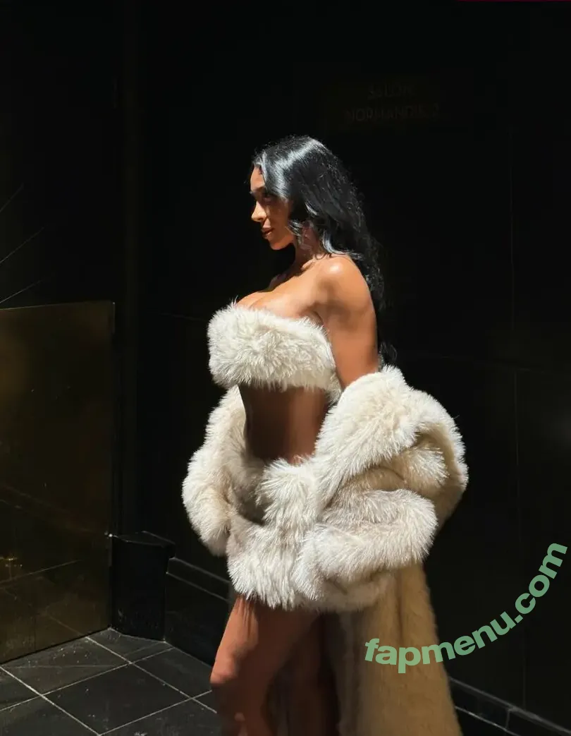 Natseleen nude photo #0173 (natseleen_ / stickshifter)