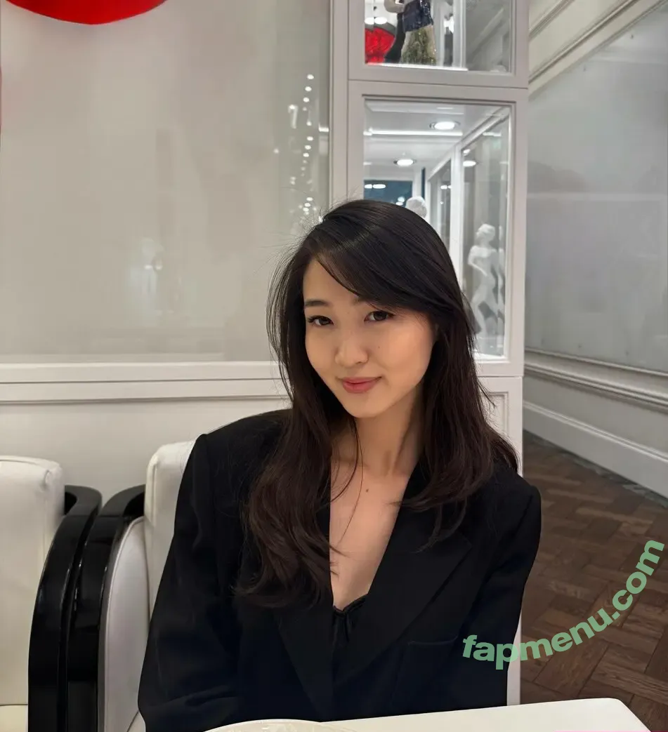 Natsumiito nude photo #0020 (Seulbi / natsumi_ito_)