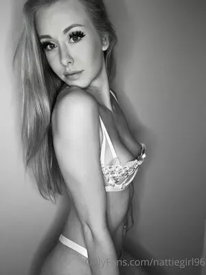 nattiegirl96 / nattie96 / notty.girl96 nude photo #0149