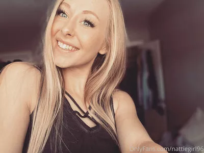 nattiegirl96 / nattie96 / notty.girl96 nude photo #0321