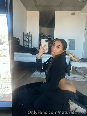 Naturalchina / Bubble Booty nude photo #0777