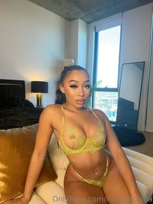 Naturalchina / Bubble Booty nude photo #0985