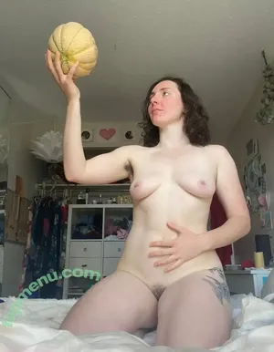  nude photo #0002