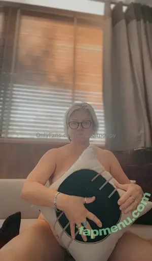 naturistpoppy / thelinenpoppy nude photo #0176